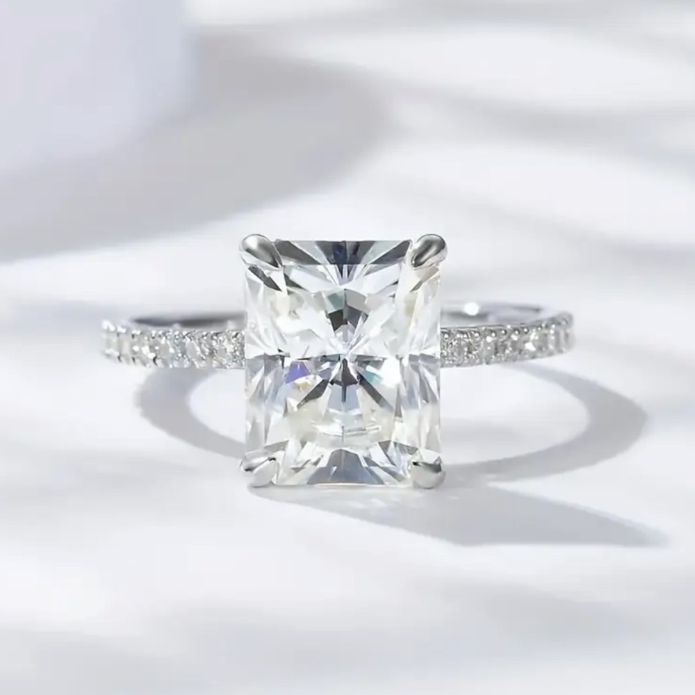 NEW Classic Radiant Cut Sparkling Statement Ring
